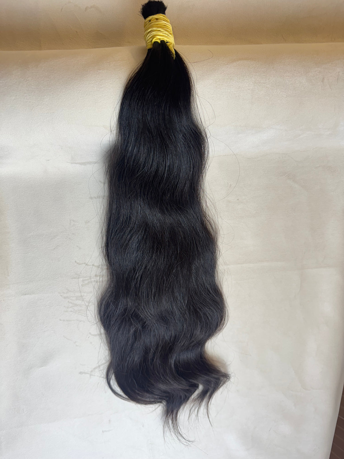 Cabelo Humano Castanho - Ondulado – 57 cm | 114 g