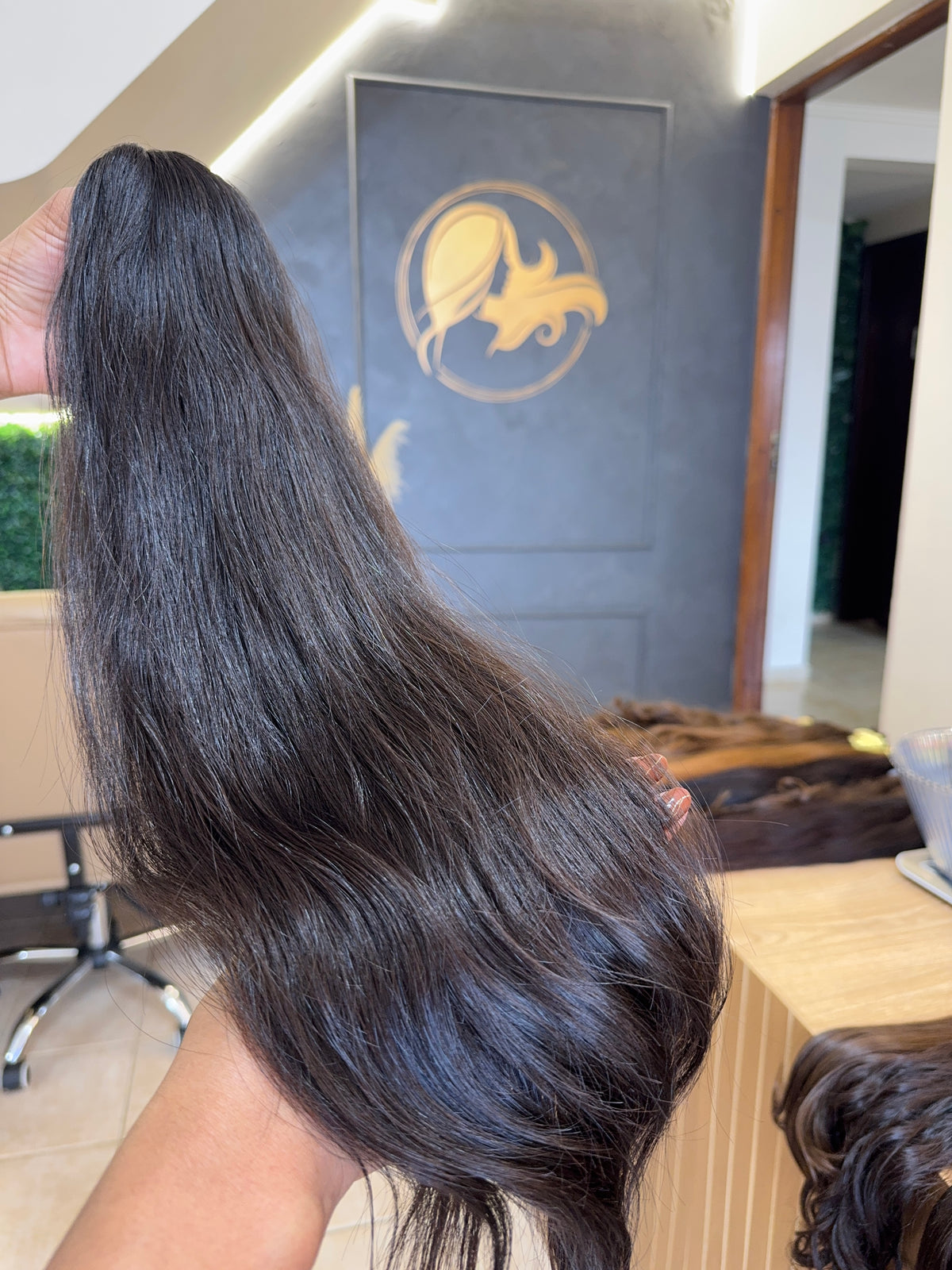 Cabelo Humano Castanho -  Ondulado – 57 cm | 114 g