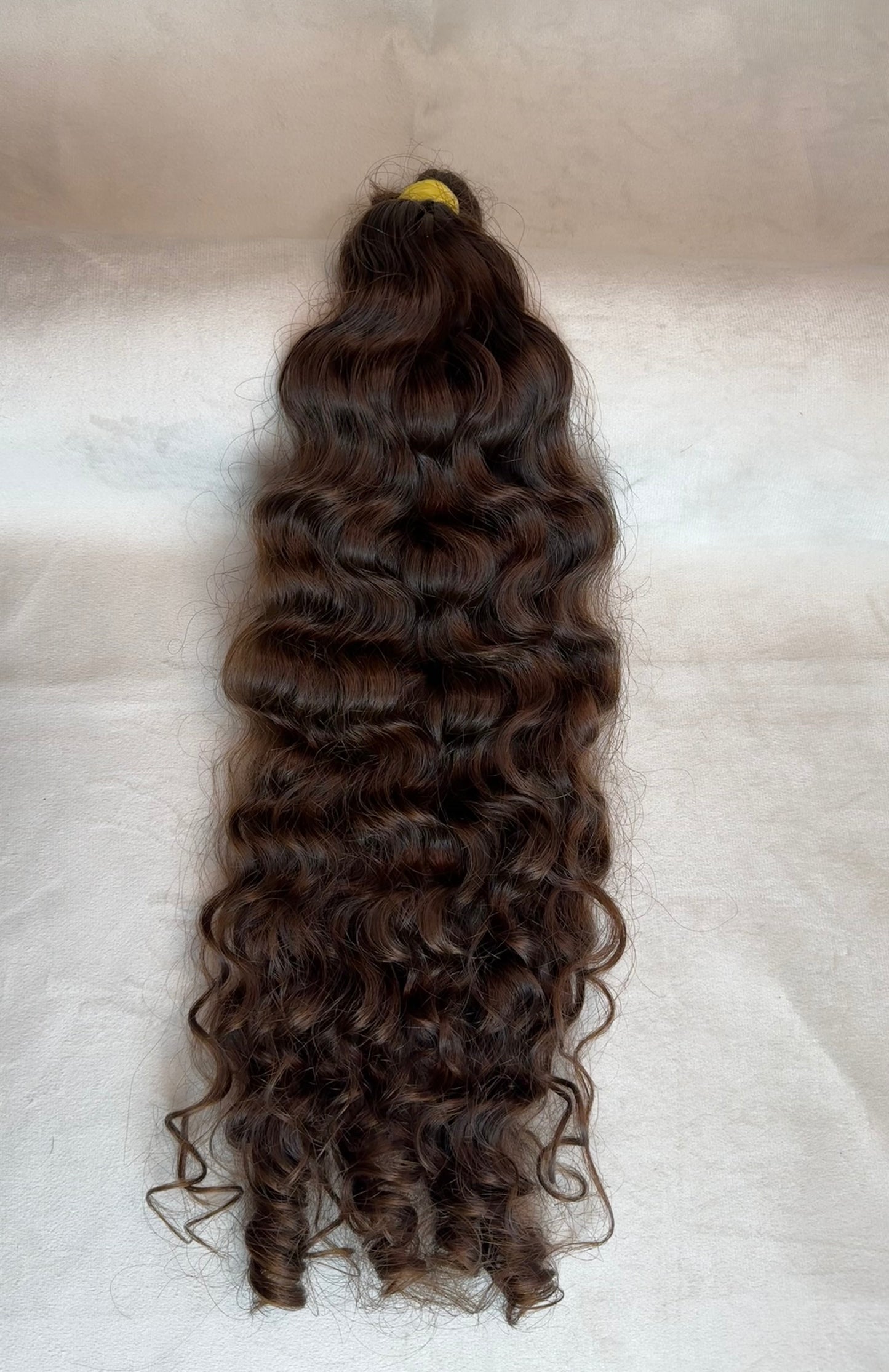 Cabelo Humano Brasileiro- Loiro Escuro- Cacheado - 50 cm | 105 g