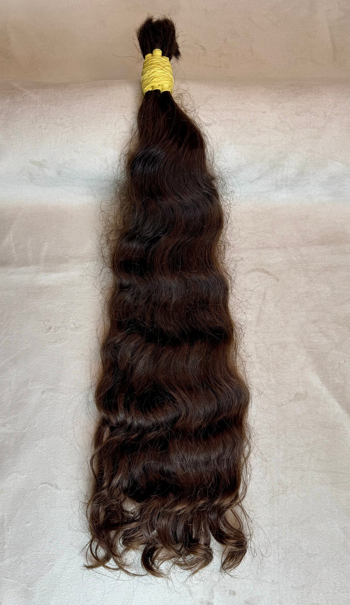 Cabelo Humano Brasileiro - Castanho Claro - Ondulado -115 g | 50 cm