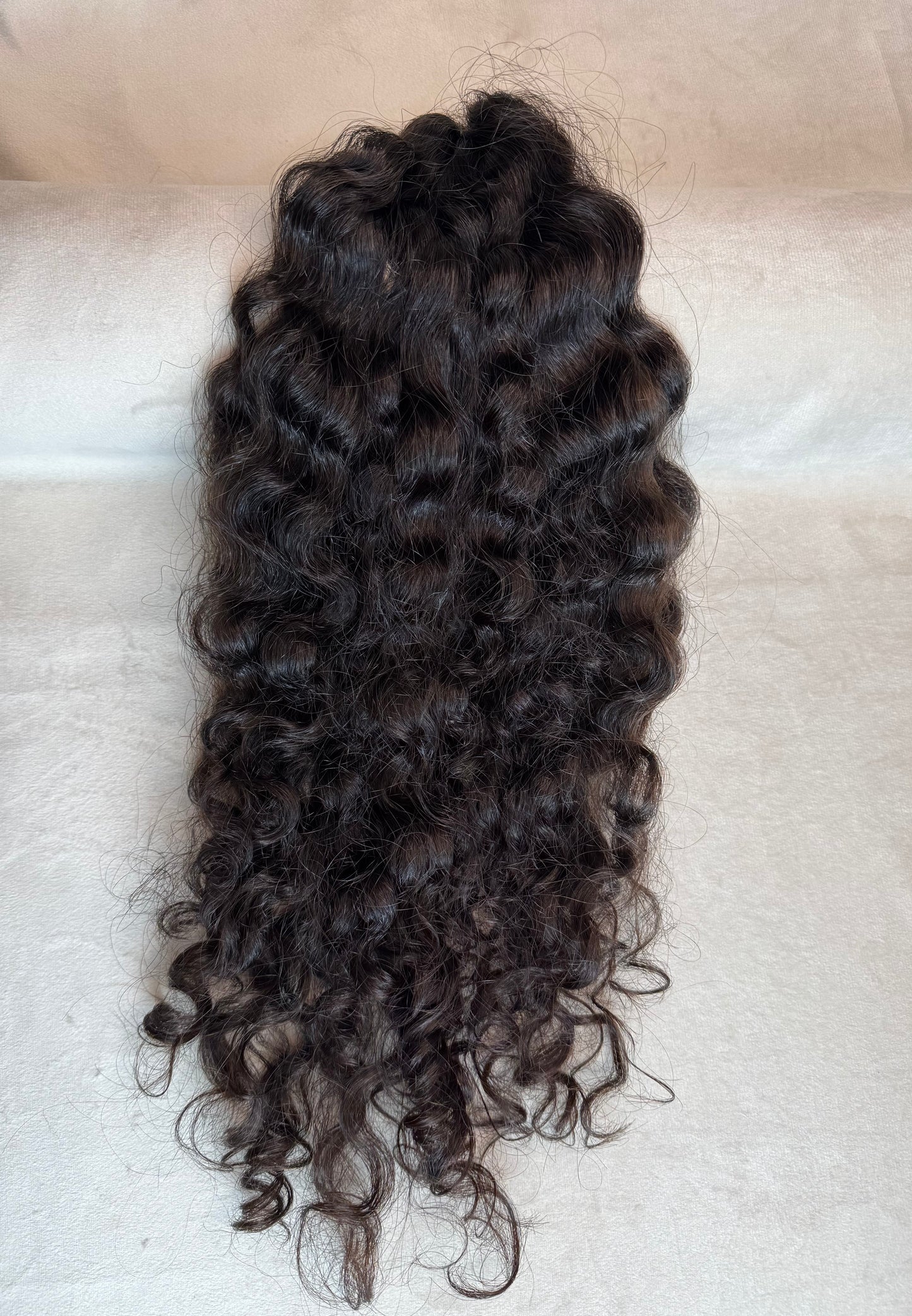 Cabelo Humano Brasileiro - Castanho - Cacheado - 85 g | 50 cm