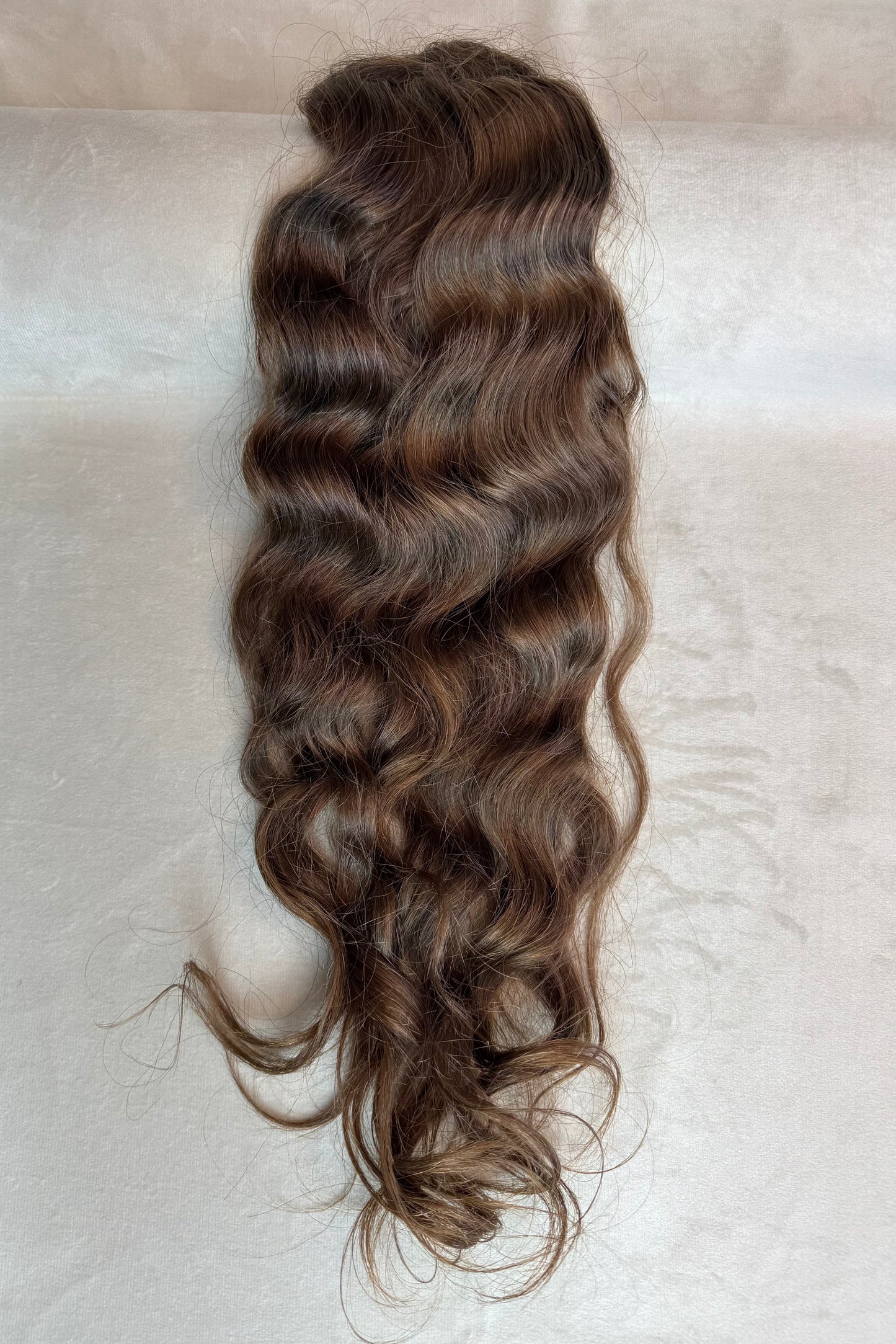 Cabelo Humano Brasileiro - Loiro Natural - Ondulado - 90 g | 58 cm