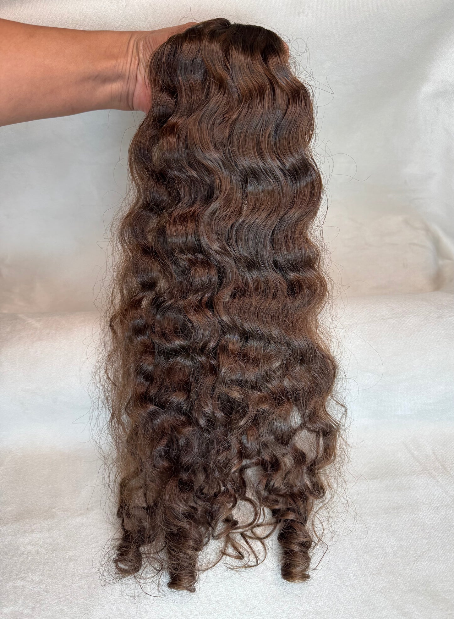 Cabelo Humano Brasileiro- Loiro Escuro- Cacheado - 50 cm | 105 g