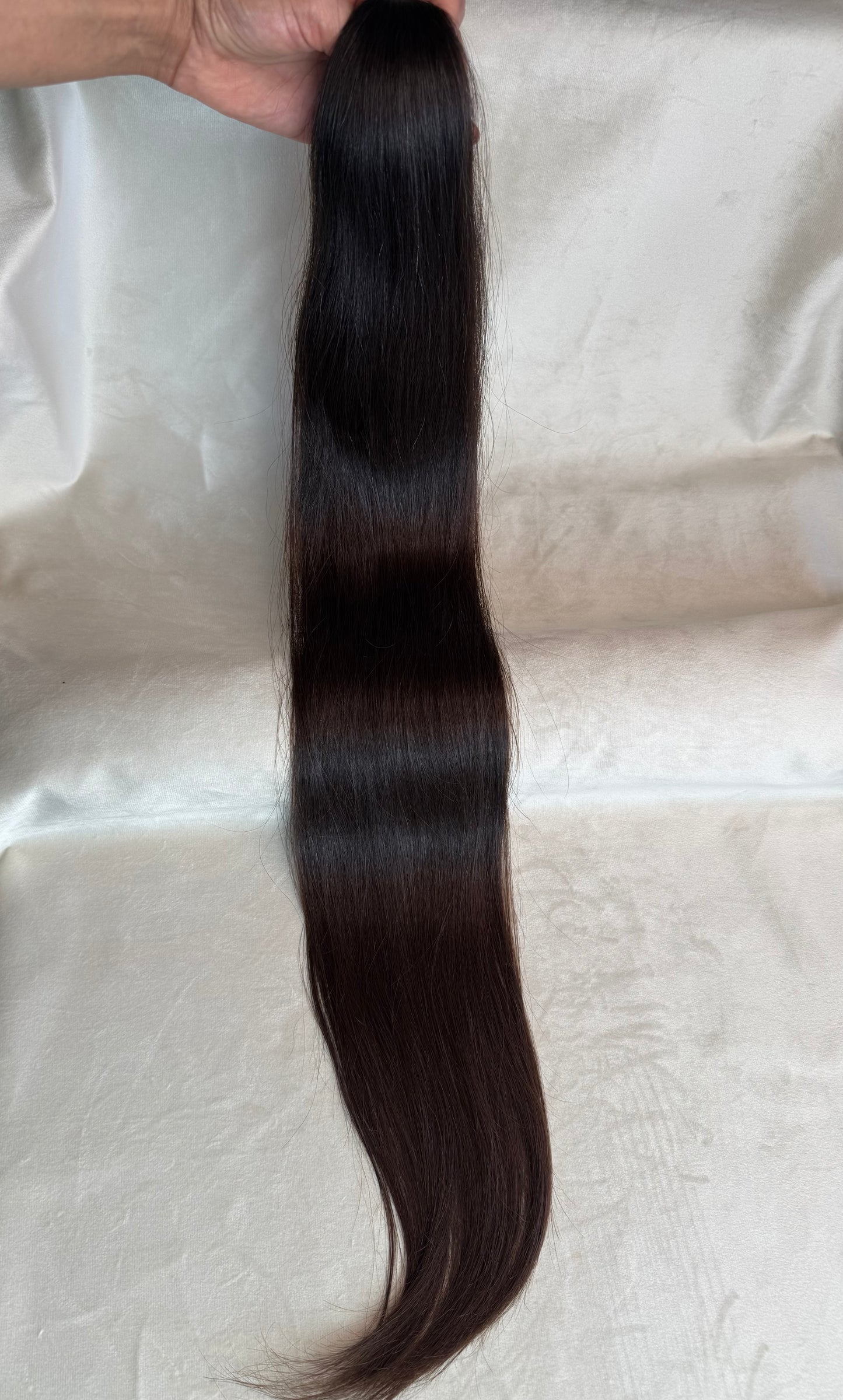 Cabelo Humano Brasileiro - Castanho - Liso - 115 g | 85 cm