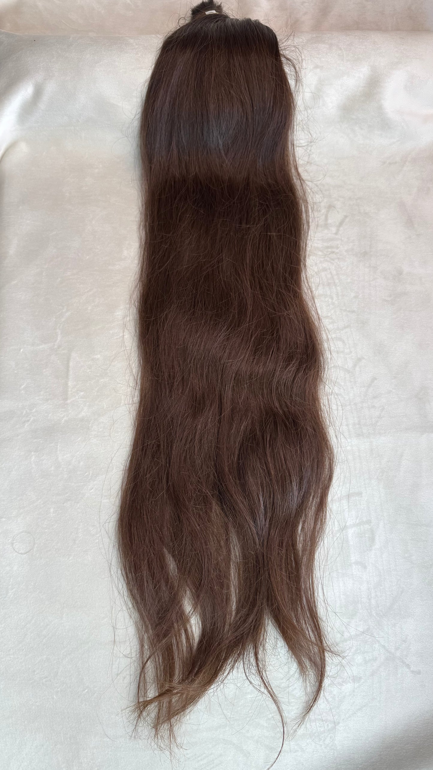 Cabelo Humano Brasileiro - Castanho Claro - Liso - 180 g | 85 cm
