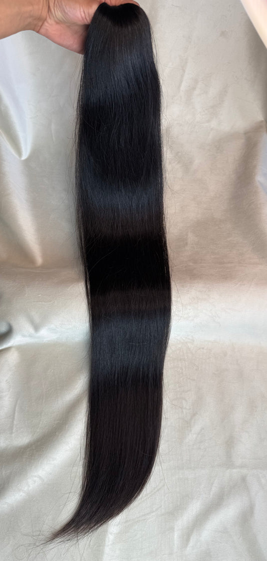 Cabelo Humano Brasileiro - Castanho - Liso - 220 g | 90 cm
