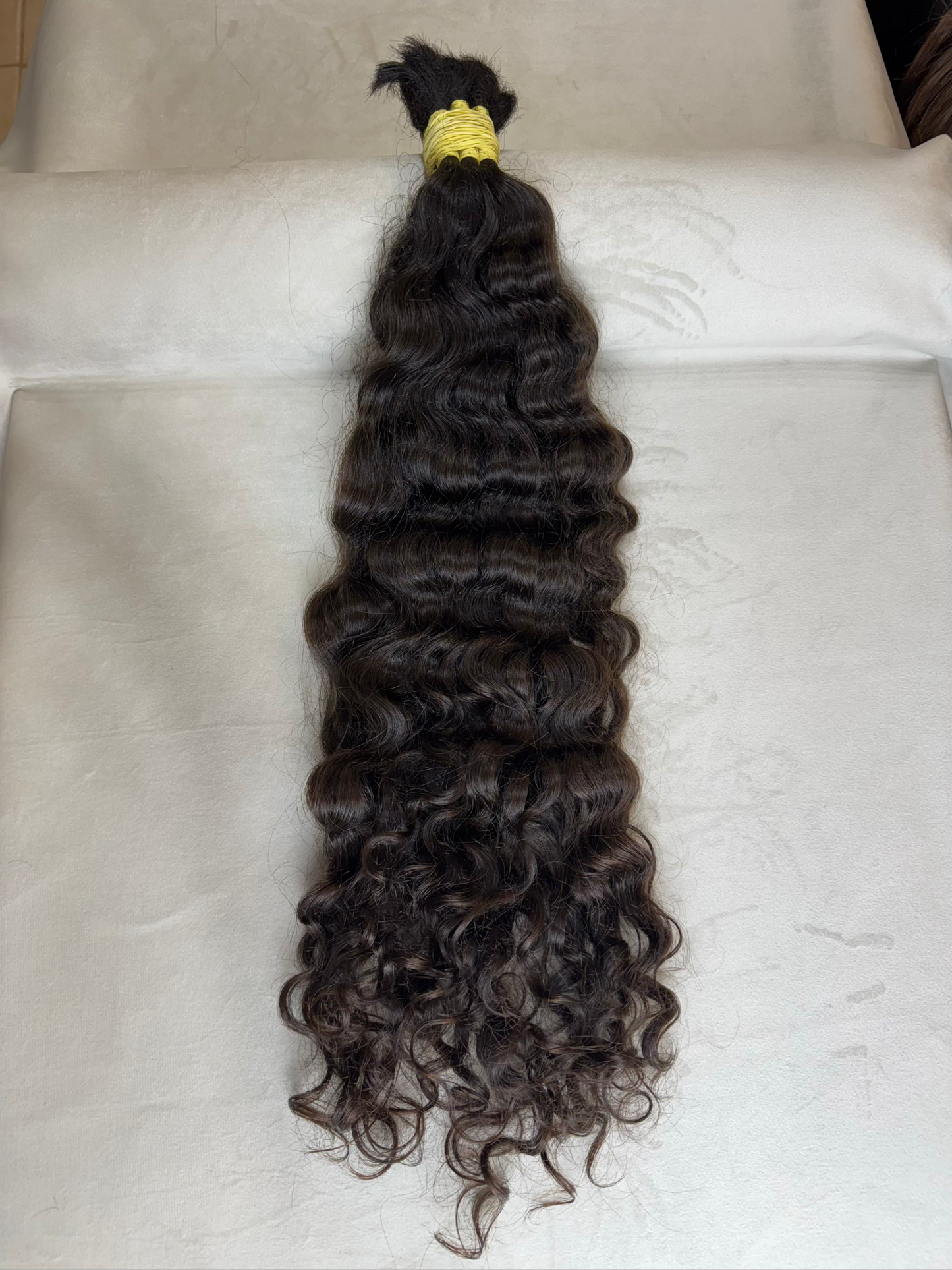 Cabelo Humano Brasileiro - Castanho - Cacheado - 165 g | 55 cm