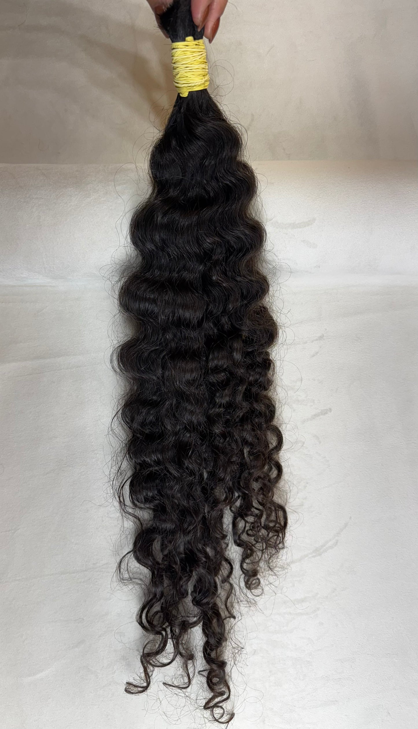 Cabelo Humano Brasileiro - Castanho - Cacheado - 58 cm 102 g