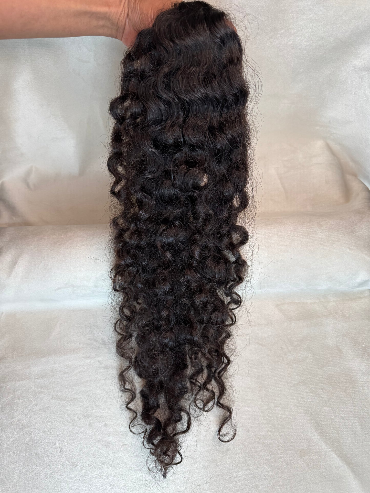 Cabelo Humano Brasileiro - Castanho - Cacheado - 100g | 55 cm
