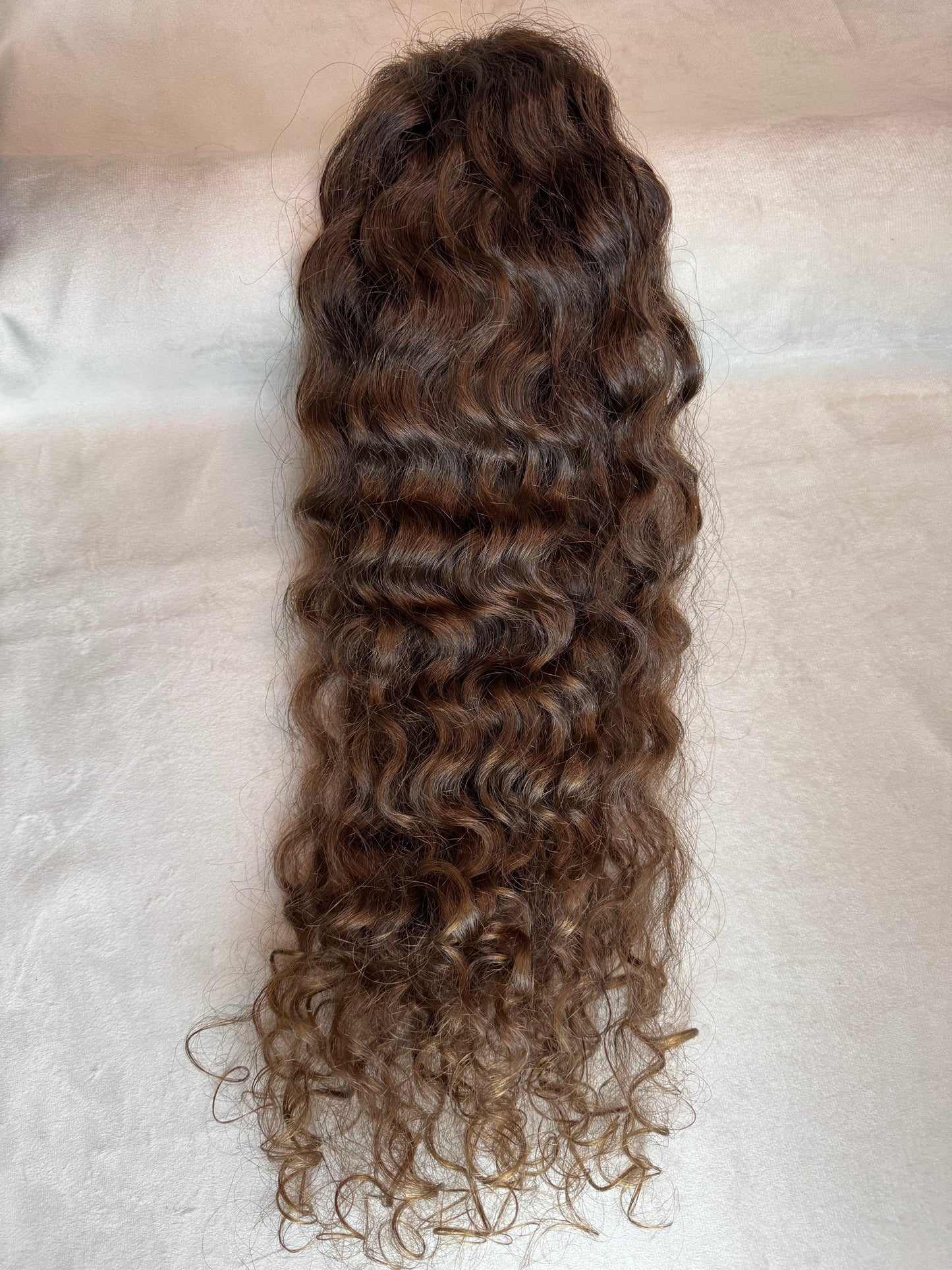 Cabelo Humano Brasileiro - Loiro Escuro - Cacheado - 110 g | 60cm