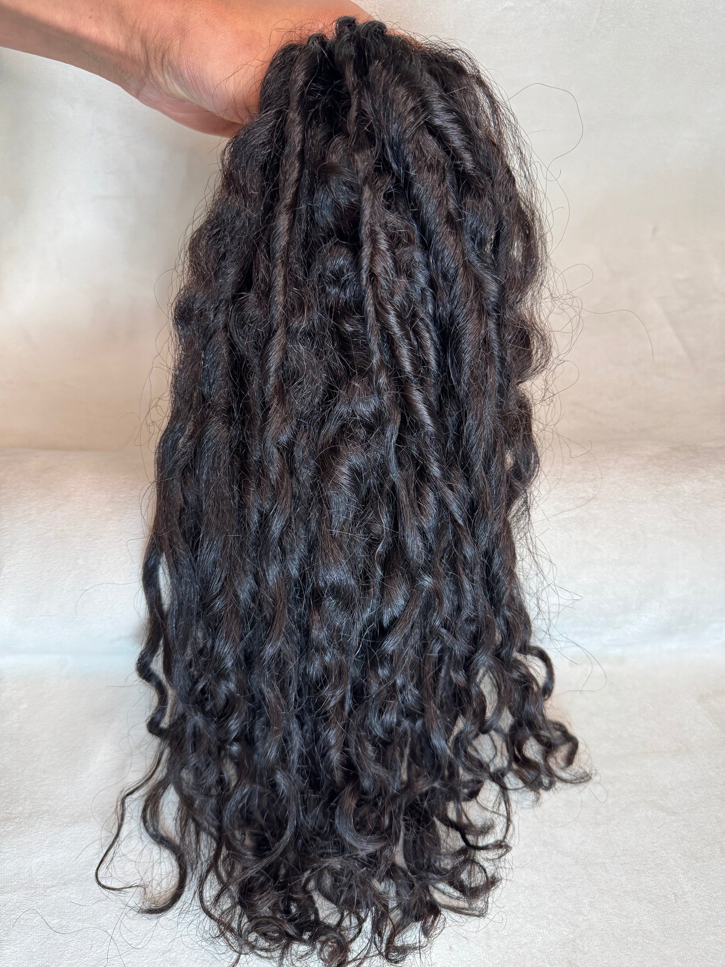 Cabelo Humano Brasileiro - Castanho - Crespo - 140 g | 40 cm