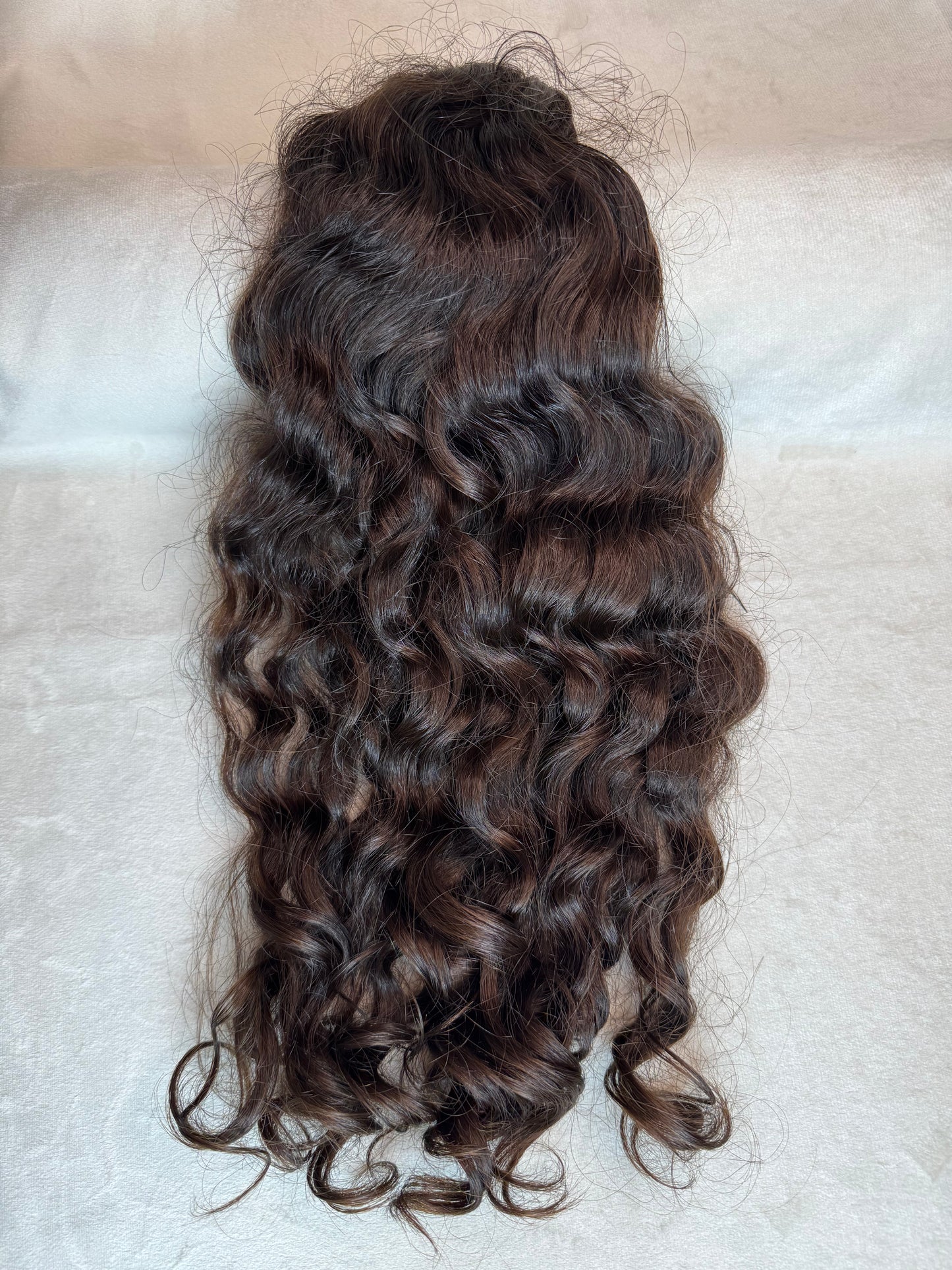 Cabelo Humano Brasileiro - Castanho - Cacheado - 135 g | 50 cm